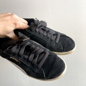 PUMA Suede Sneakers 6